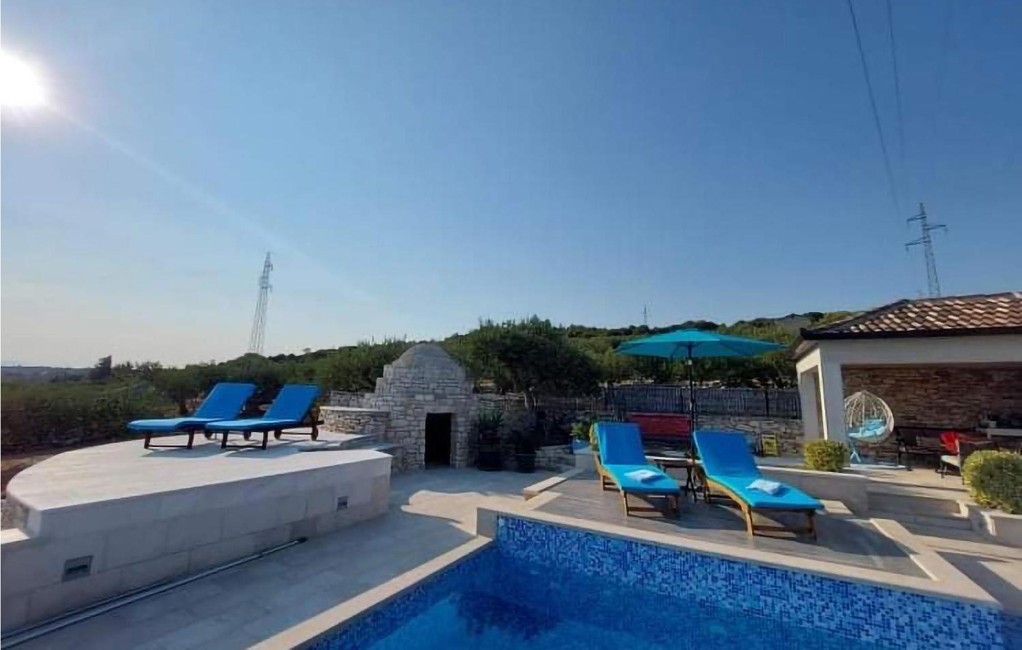 Pet Friendly Home In Postira With Wifi Esterno foto