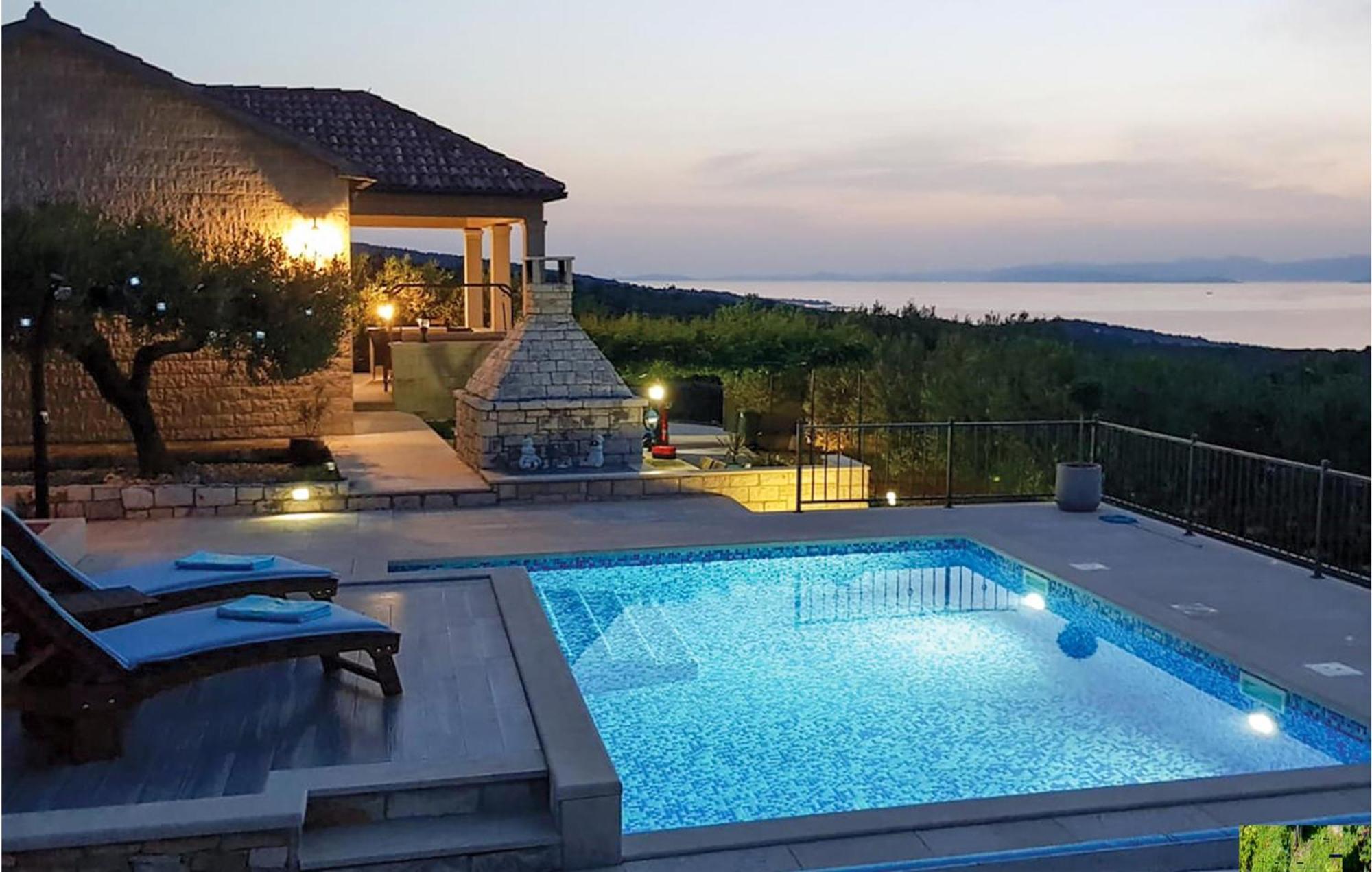 Pet Friendly Home In Postira With Wifi Esterno foto