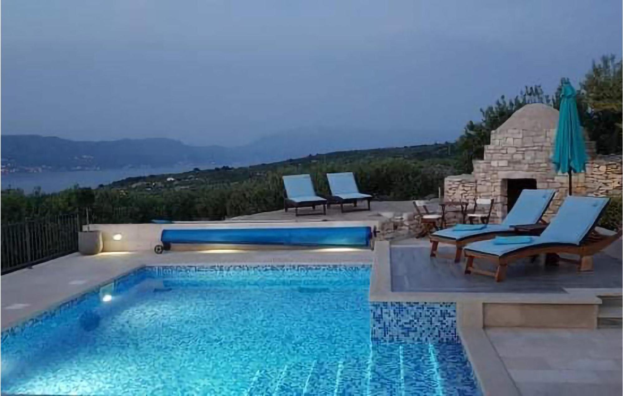 Pet Friendly Home In Postira With Wifi Esterno foto