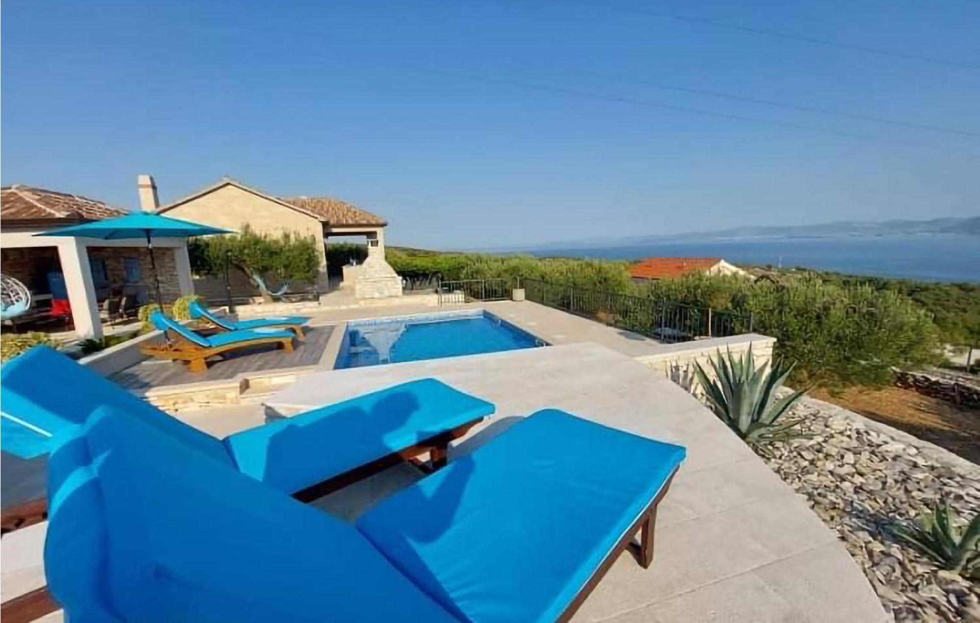 Pet Friendly Home In Postira With Wifi Esterno foto